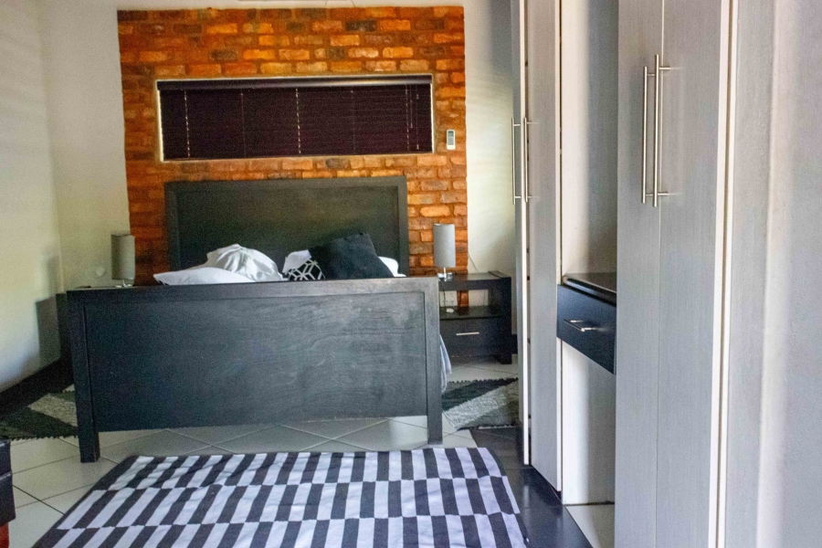 11 Bedroom Property for Sale in Brits Rural North West